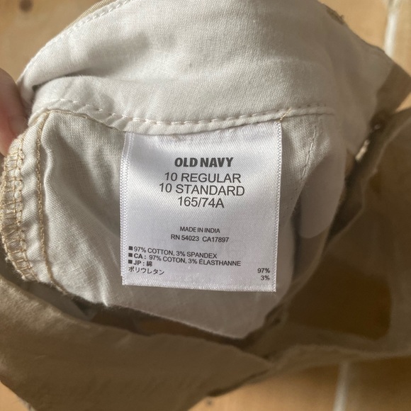 Old Navy shorts - Picture 4 of 4